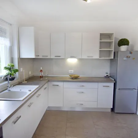 Kuca By Interhome בית נופש Buroli