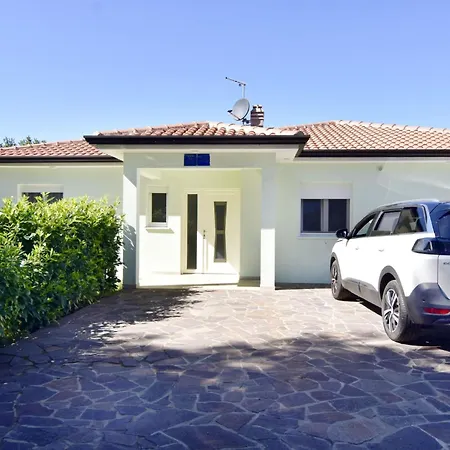 Сasa de vacaciones Kuca By Interhome Buroli