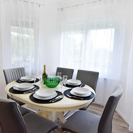 Kuca By Interhome